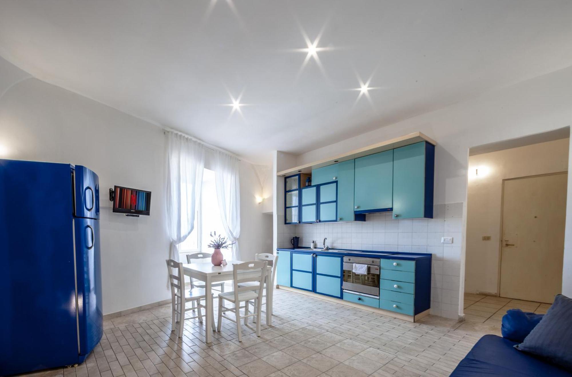 Mh Suites Rooms Apartments Bacoli Bagian luar foto